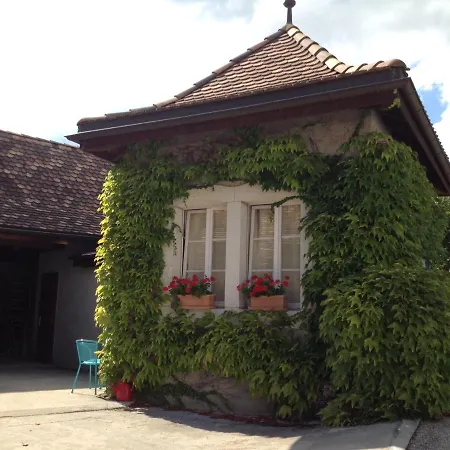 La Tourelle Couette-café 3*