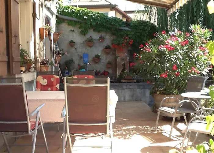 La Tourelle Couette-café 3*